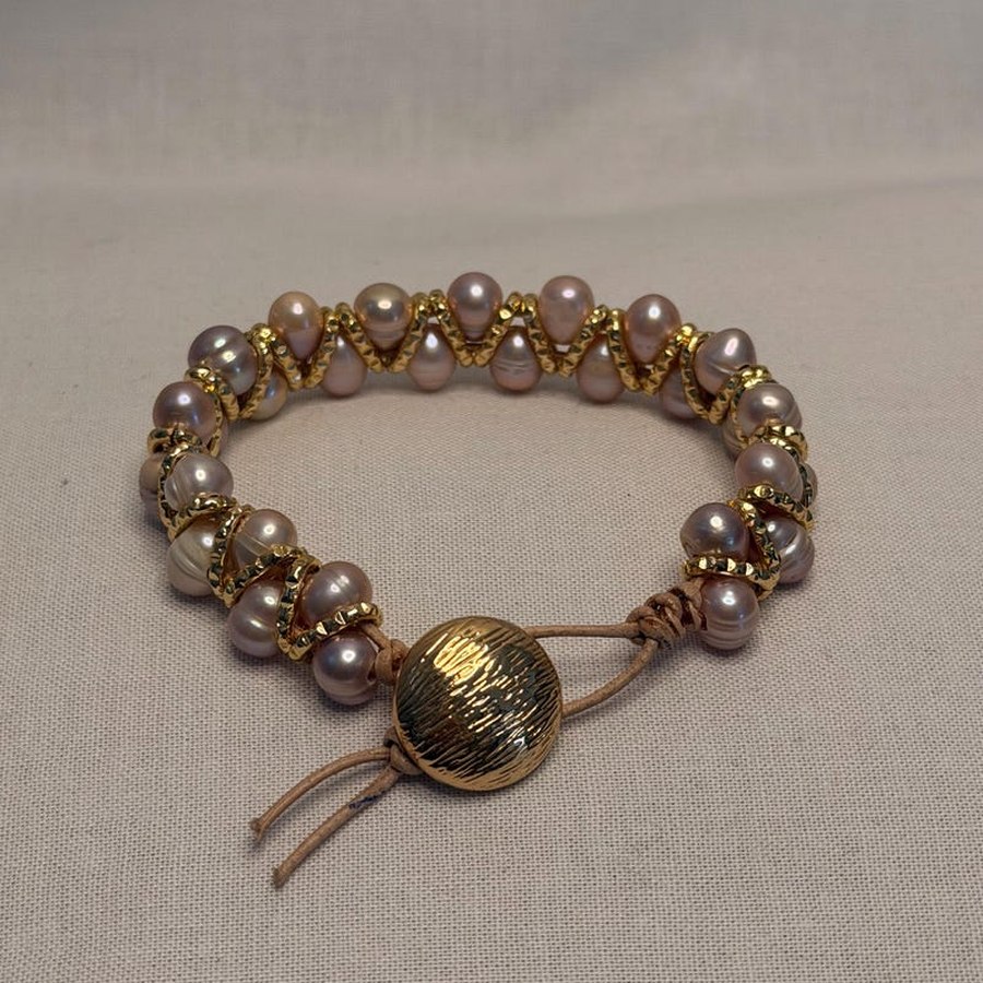Blush Freshwater Pearl Bracelet
