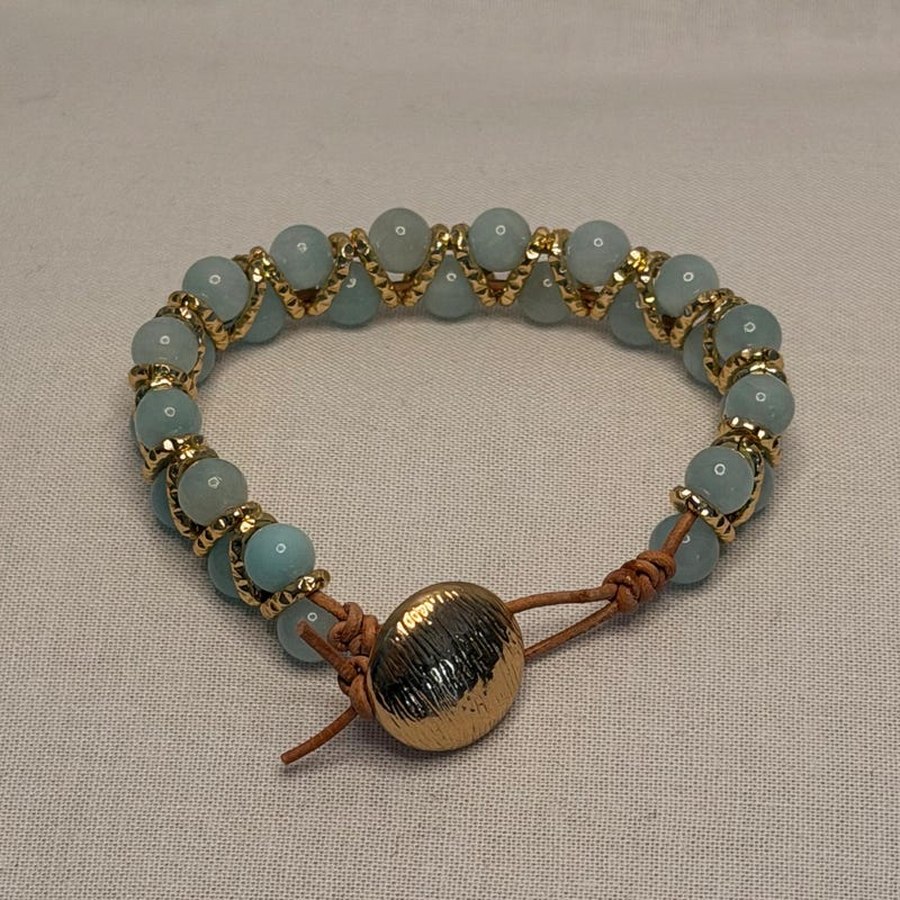 Light Aqua Jade Bracelet